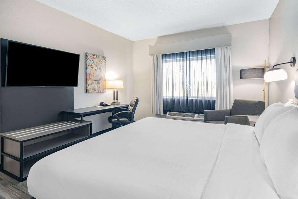 La Quinta By Wyndham Evansville Rum bild