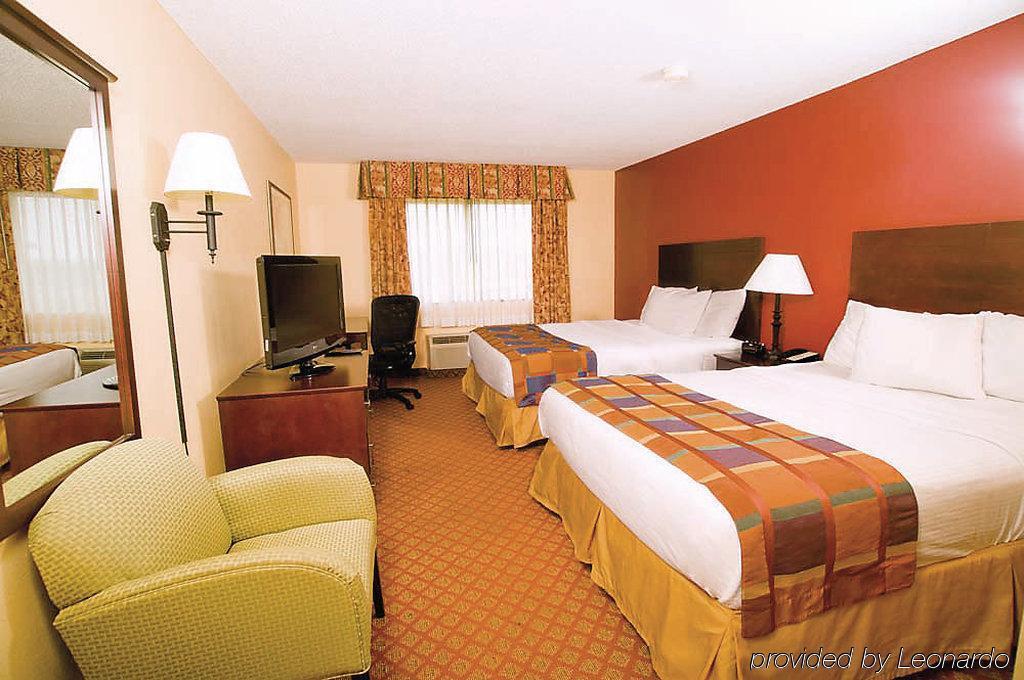 La Quinta By Wyndham Evansville Exteriör bild